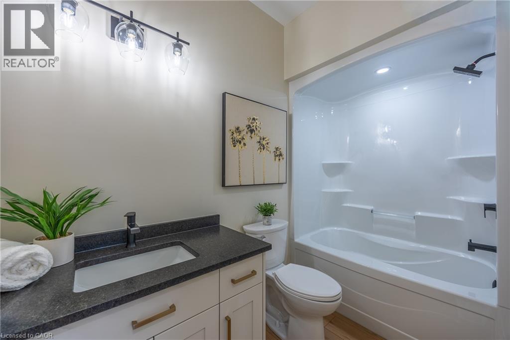 93 Duchess Drive, Delhi, Ontario  N4B 2V3 - Photo 8 - 40786344