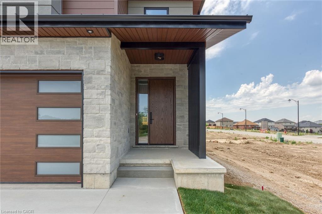 25 Duchess Drive, Delhi, Ontario  N4B 0B3 - Photo 3 - 40786298