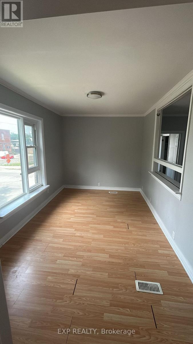 553 Quebec Street, London East, Ontario  N5W 3Y9 - Photo 15 - X12530434