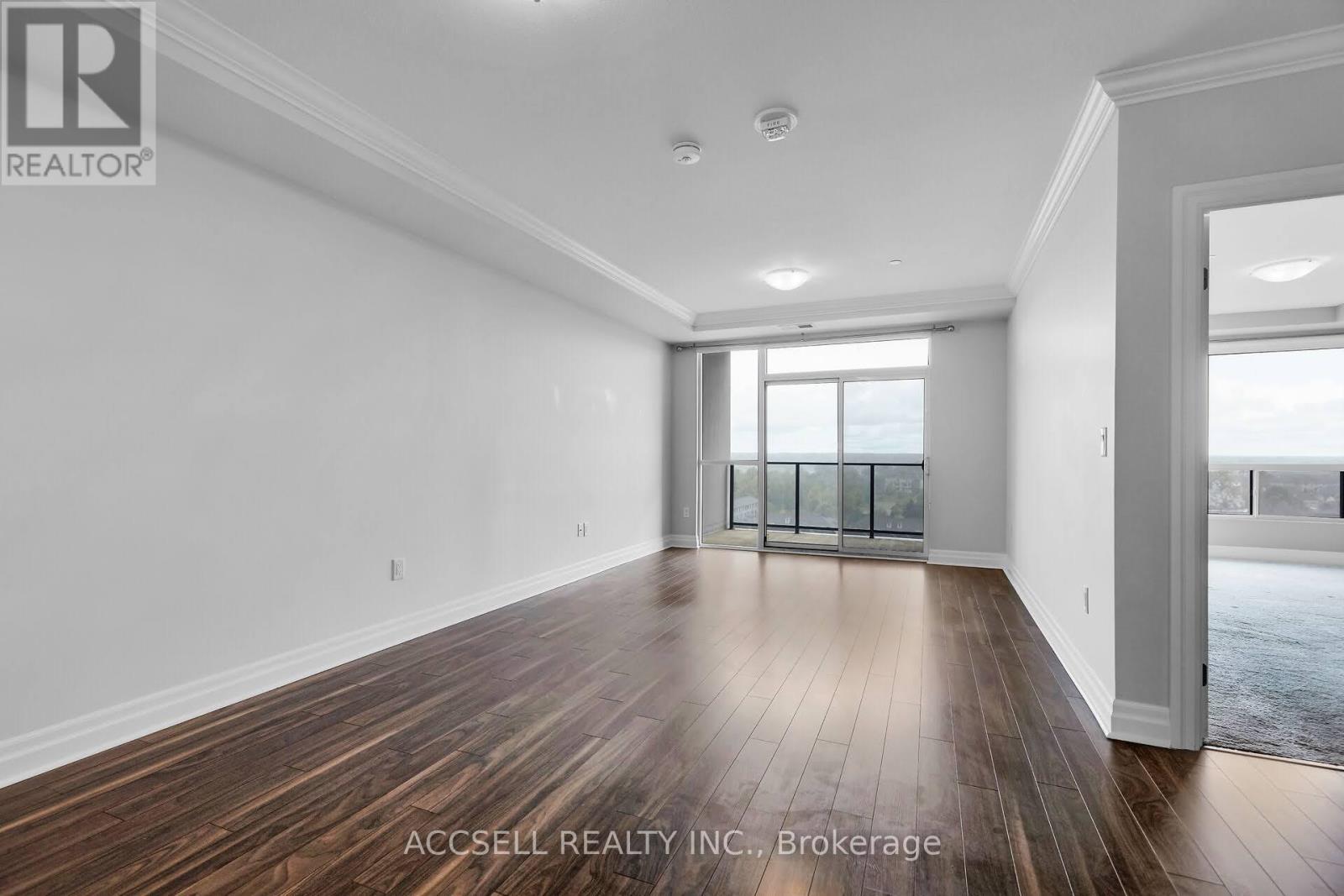 902 - 260 Villagewalk Boulevard, London North, Ontario  N6G 0P6 - Photo 12 - X12530508