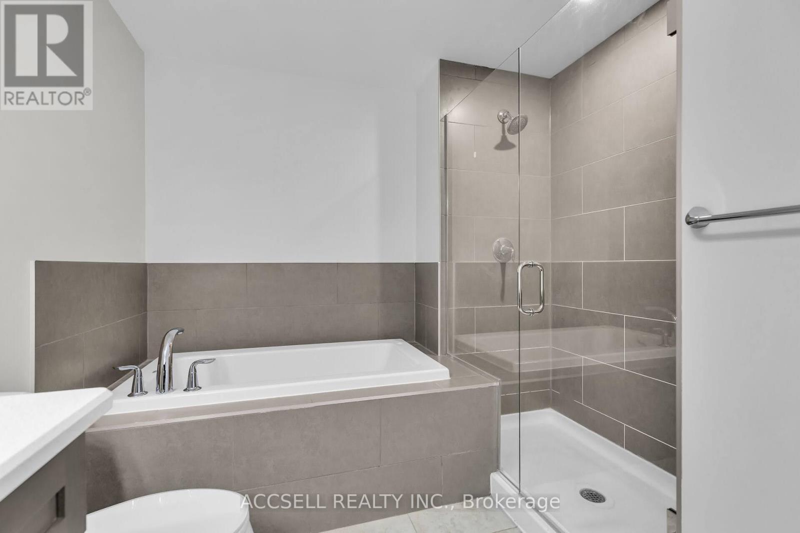 902 - 260 Villagewalk Boulevard, London North, Ontario  N6G 0P6 - Photo 19 - X12530508