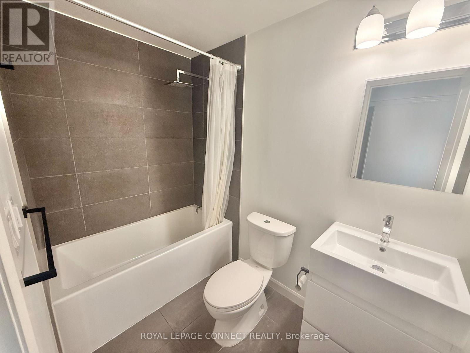 412 - 7 Erie Avenue, Brantford, Ontario  N3S 2E7 - Photo 4 - X12530548