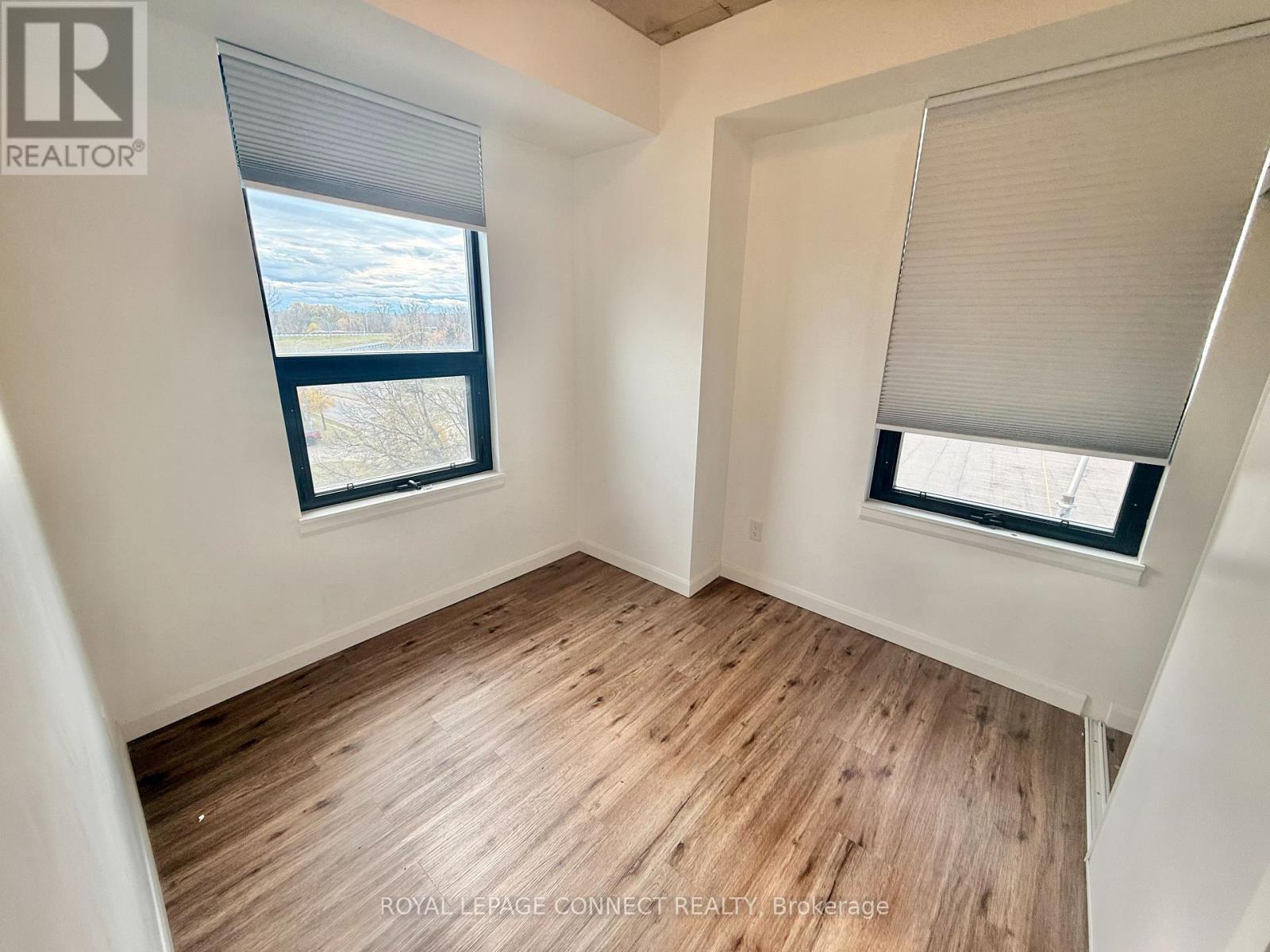 412 - 7 Erie Avenue, Brantford, Ontario  N3S 2E7 - Photo 8 - X12530548