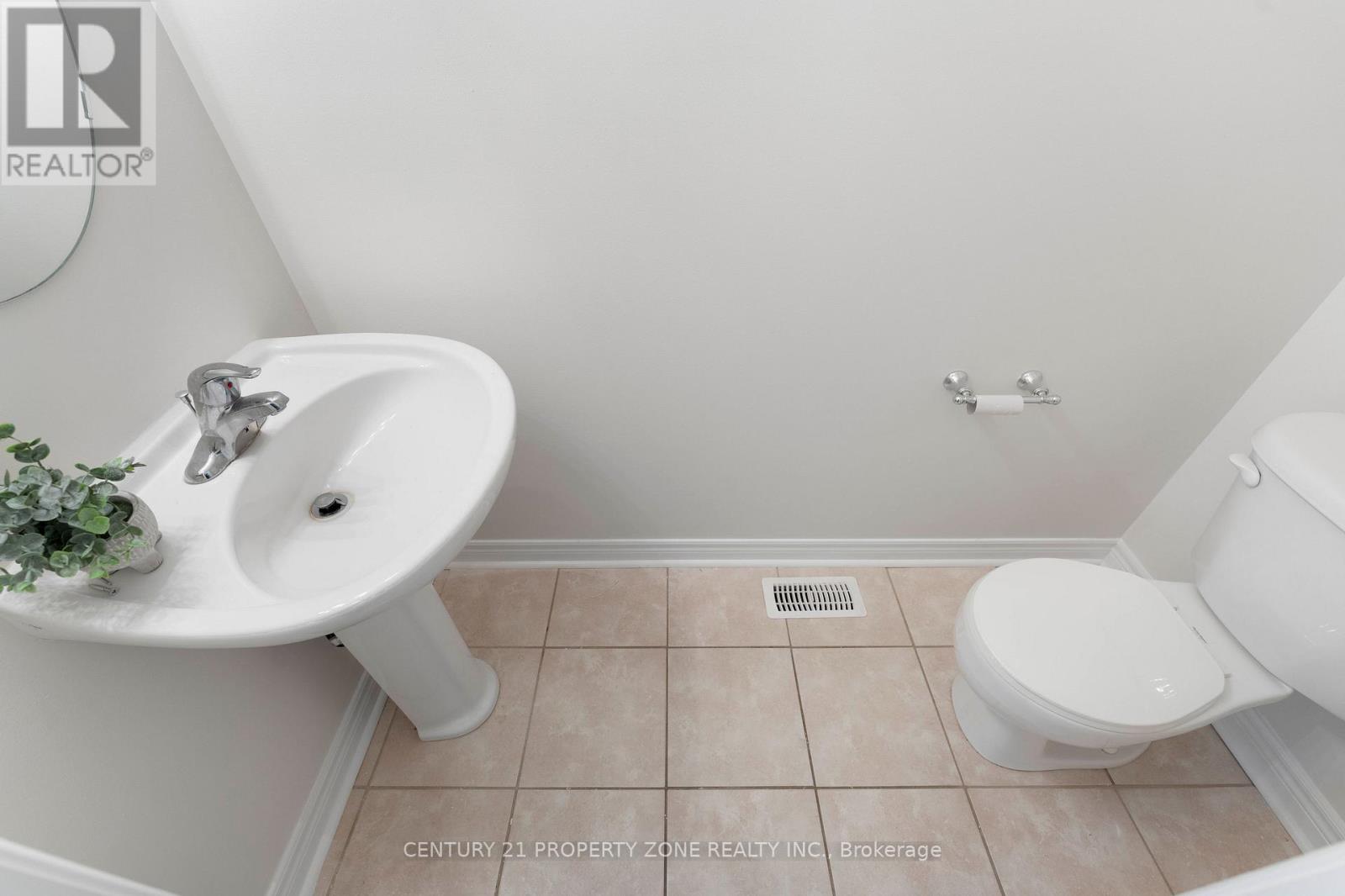 9 Booth Street, Bradford West Gwillimbury, Ontario  L3Z 0A3 - Photo 28 - N12270943