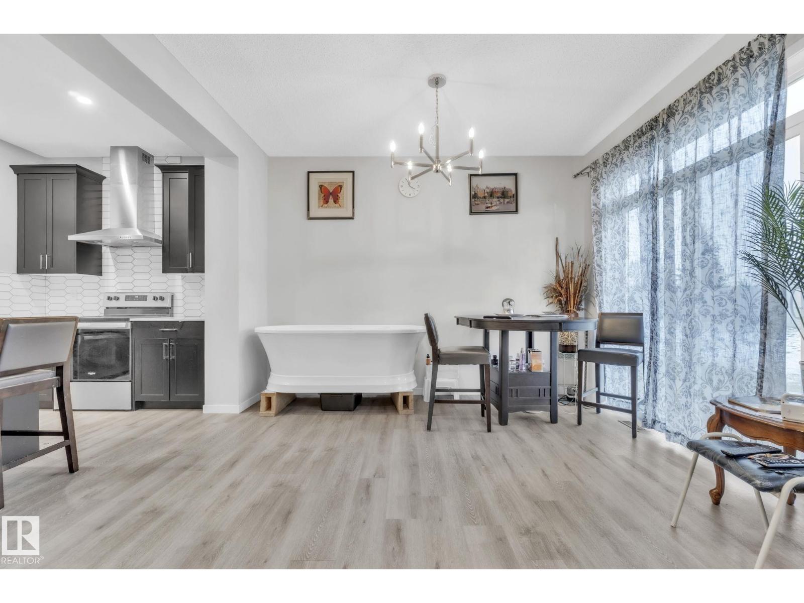 22007 80 Av Nw, Edmonton, Alberta  T5T 7R6 - Photo 11 - E4465280