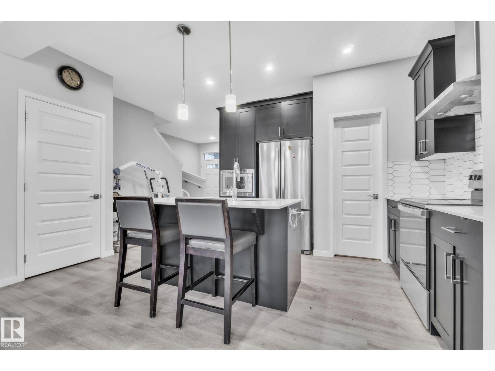 22007 80 Av Nw, Edmonton, Alberta  T5T 7R6 - Photo 7 - E4465280