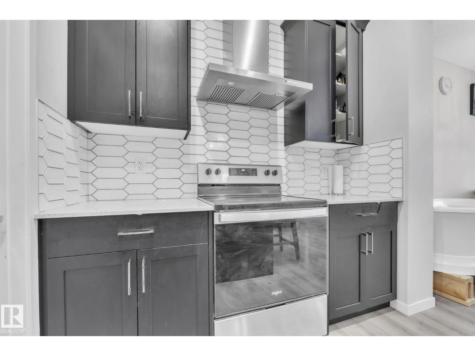 22007 80 Av Nw, Edmonton, Alberta  T5T 7R6 - Photo 6 - E4465280