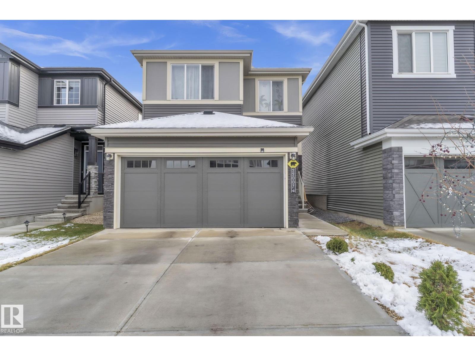 22007 80 AV NW, Edmonton, Alberta