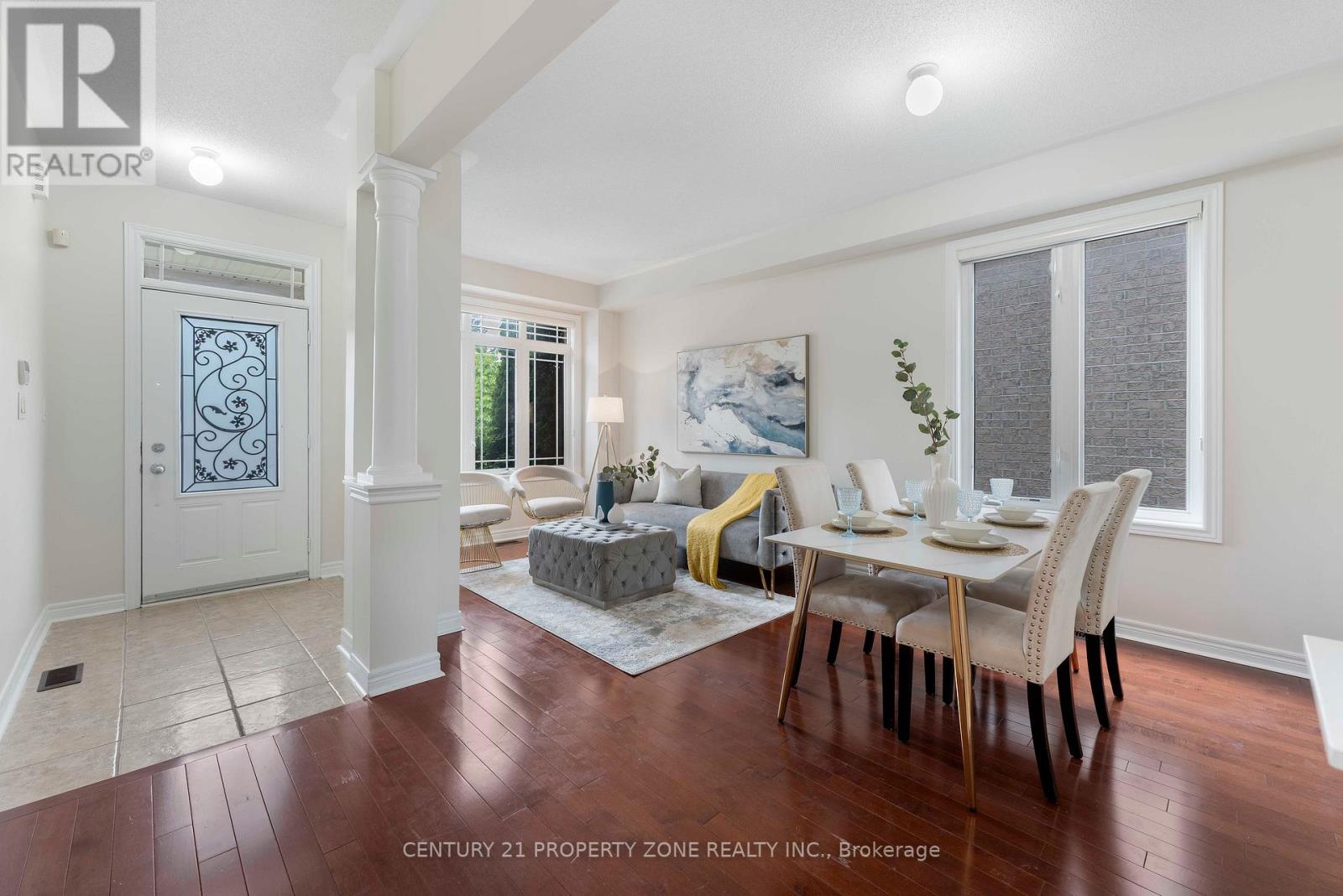 9 Booth Street, Bradford West Gwillimbury, Ontario  L3Z 0A3 - Photo 9 - N12270943