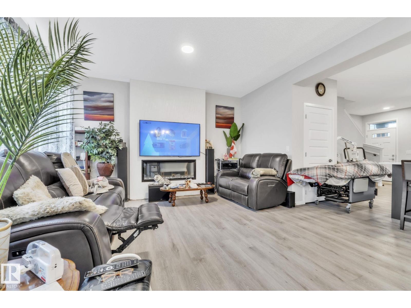 22007 80 Av Nw, Edmonton, Alberta  T5T 7R6 - Photo 12 - E4465280