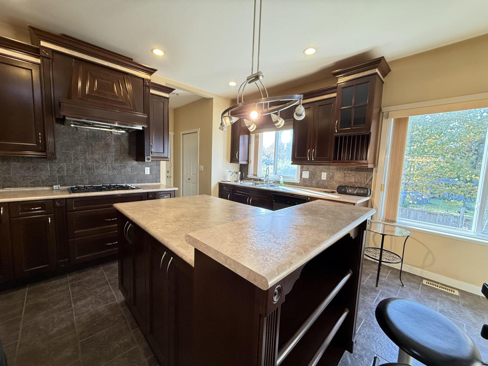 10045 172 Street, Surrey, British Columbia  V4N 4W6 - Photo 5 - R3066263