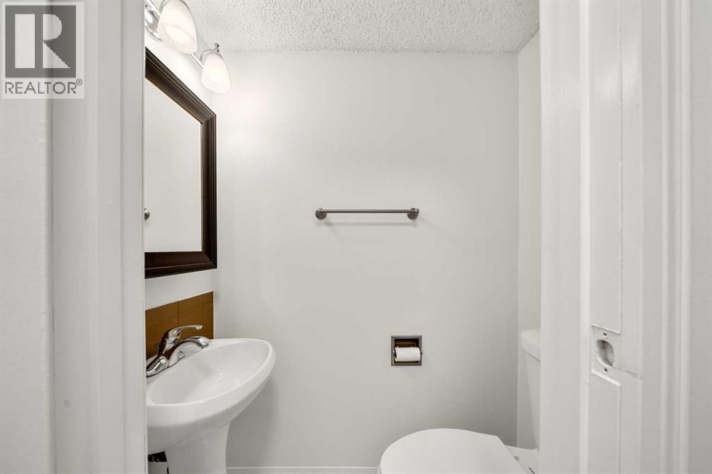 150 Shawmeadows Road Sw, Calgary, Alberta  T2Y 1B3 - Photo 8 - A2267618