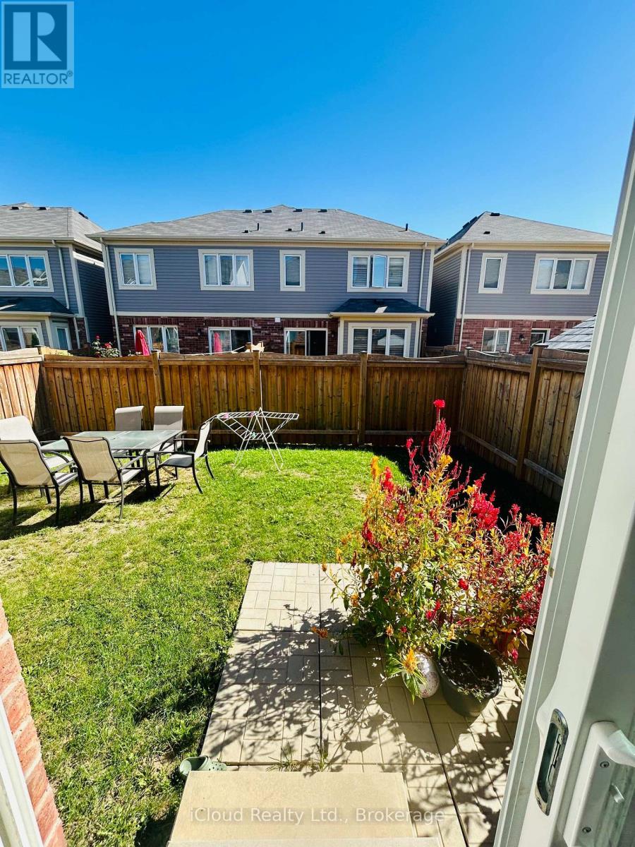 18 Stedford Crescent, Brampton, Ontario  L7A 4P5 - Photo 15 - W12467020