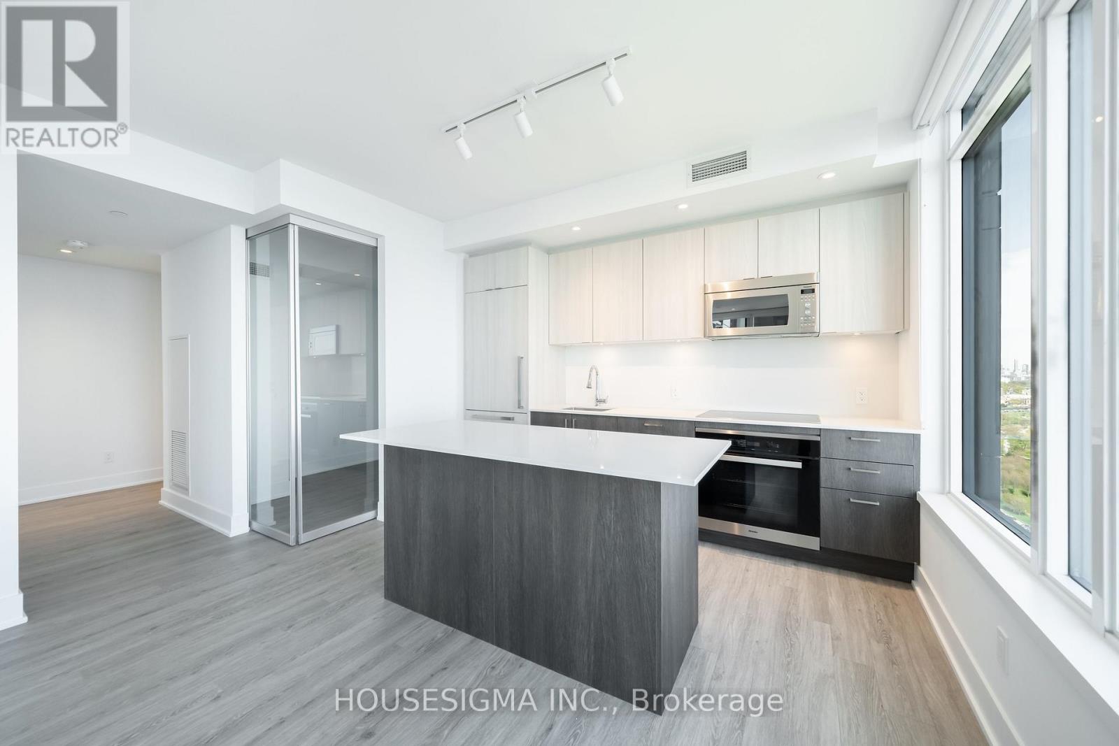 3509 - 1926 Lake Shore Boulevard W, Toronto, Ontario  M6S 0B1 - Photo 4 - W12515096