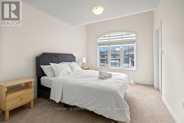 165 Rosanne Circle, Wasaga Beach, Ontario  L9Z 0N1 - Photo 7 - S12344351