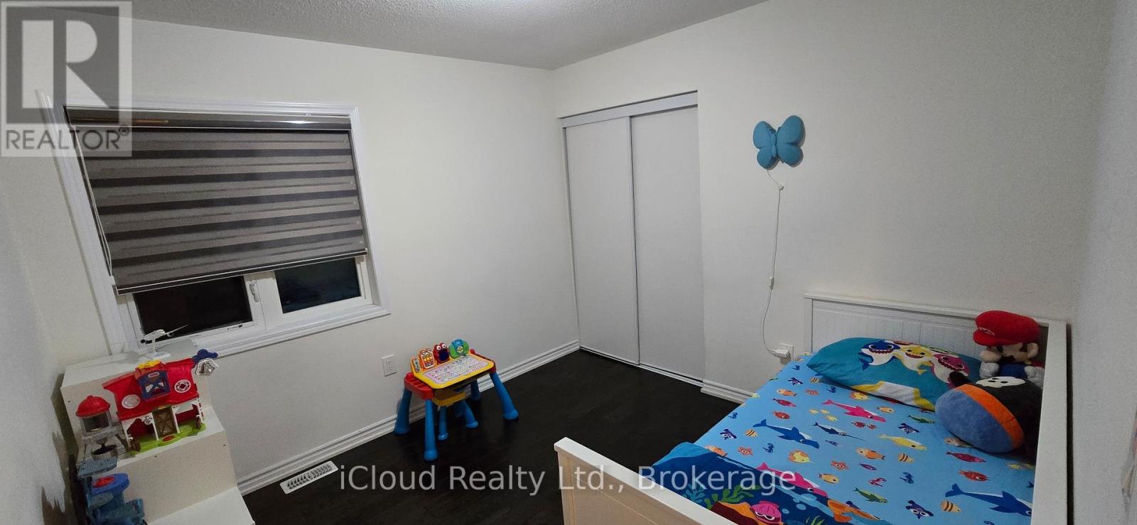 18 Stedford Crescent, Brampton, Ontario  L7A 4P5 - Photo 9 - W12467020