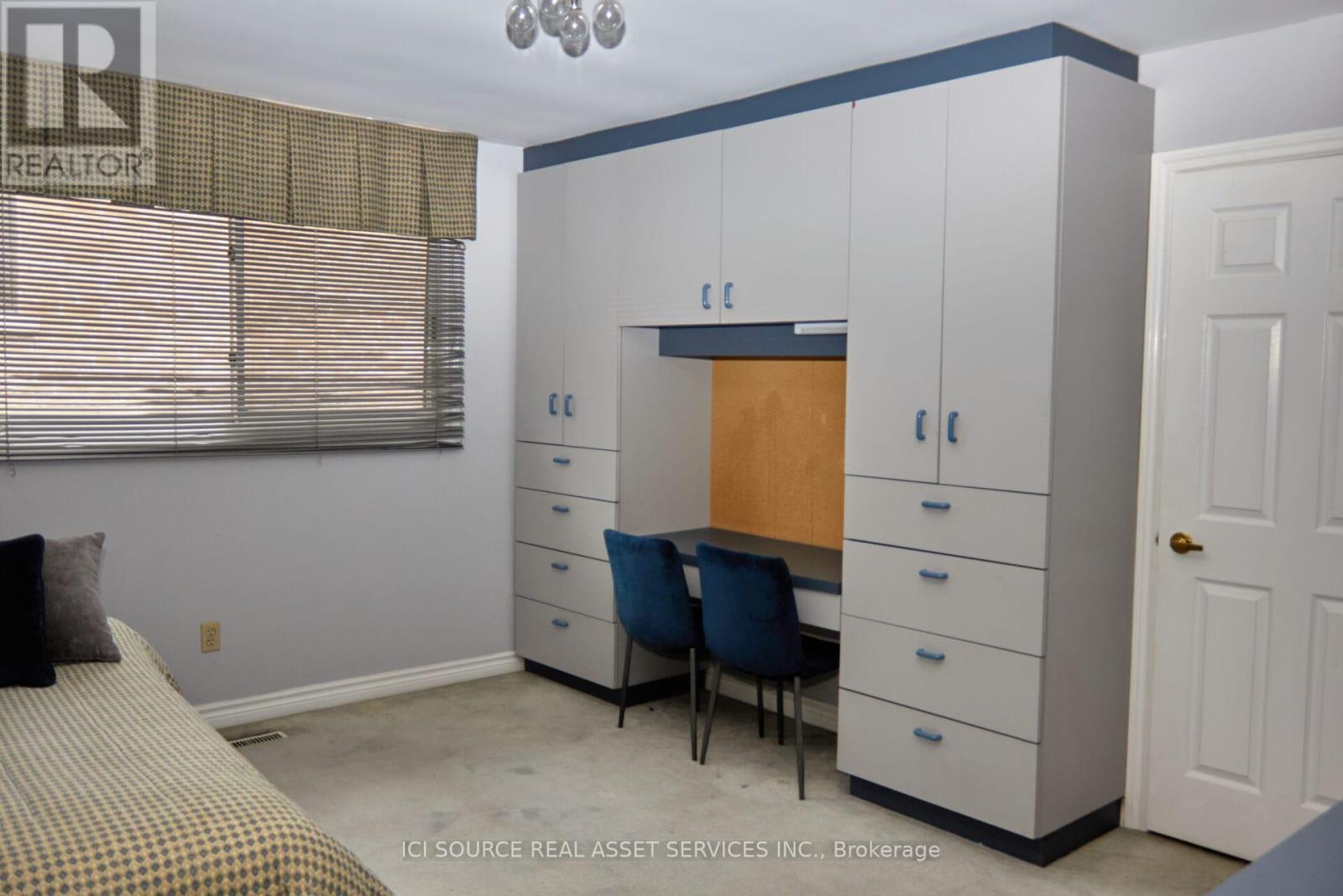 104 Almore Avenue, Toronto, Ontario  M3H 2H5 - Photo 6 - C12414211