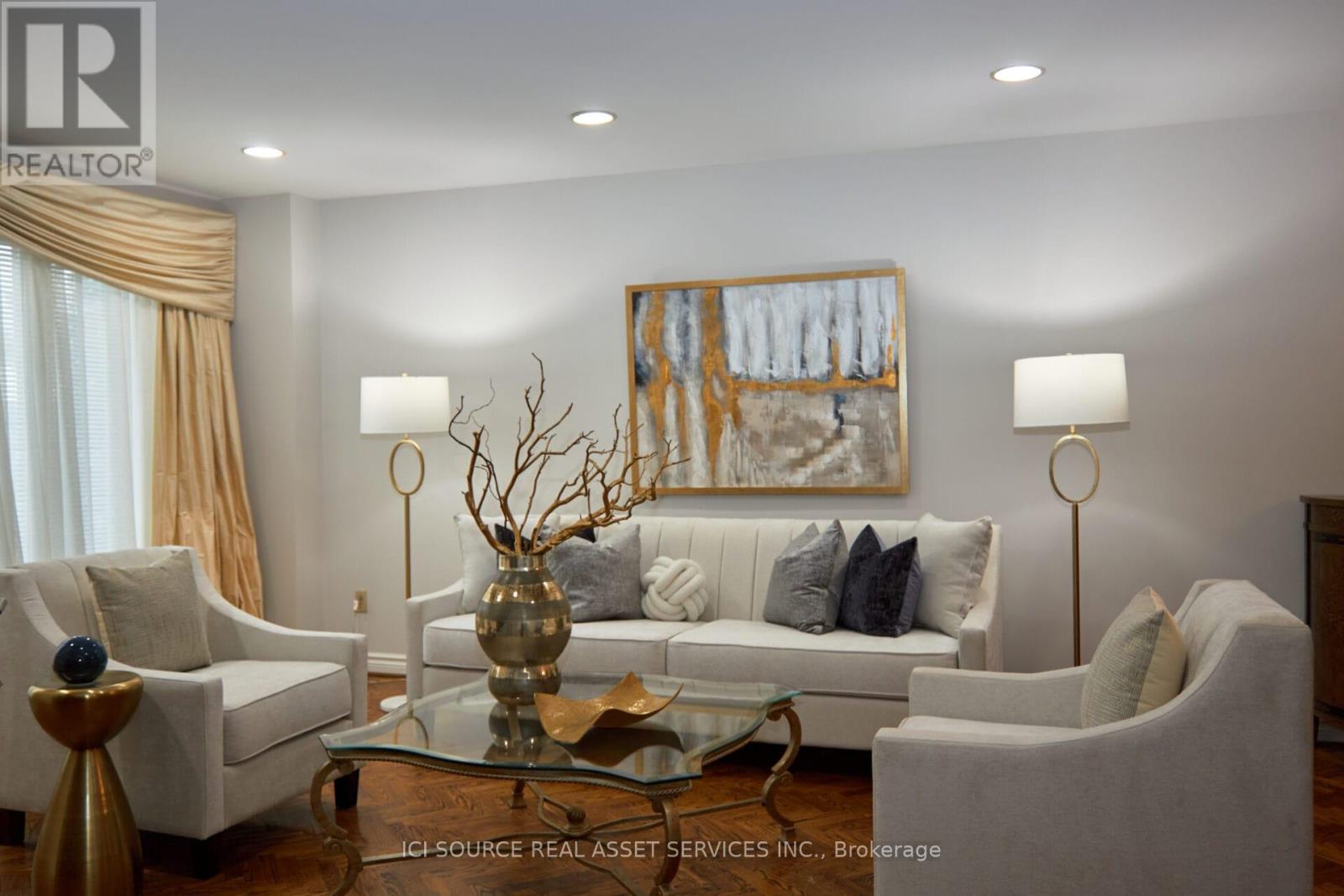 104 Almore Avenue, Toronto, Ontario  M3H 2H5 - Photo 2 - C12414211