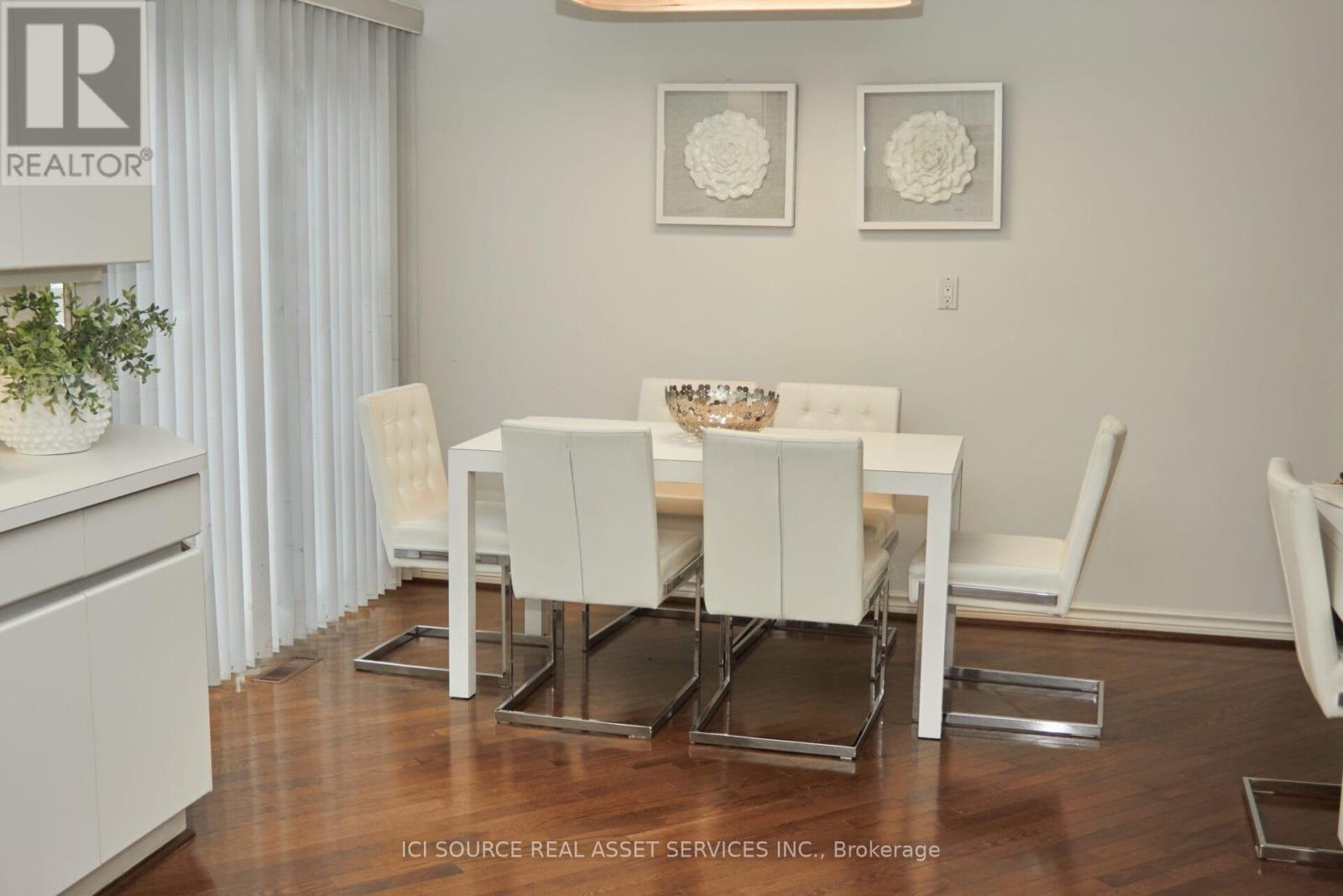 104 Almore Avenue, Toronto, Ontario  M3H 2H5 - Photo 18 - C12414211