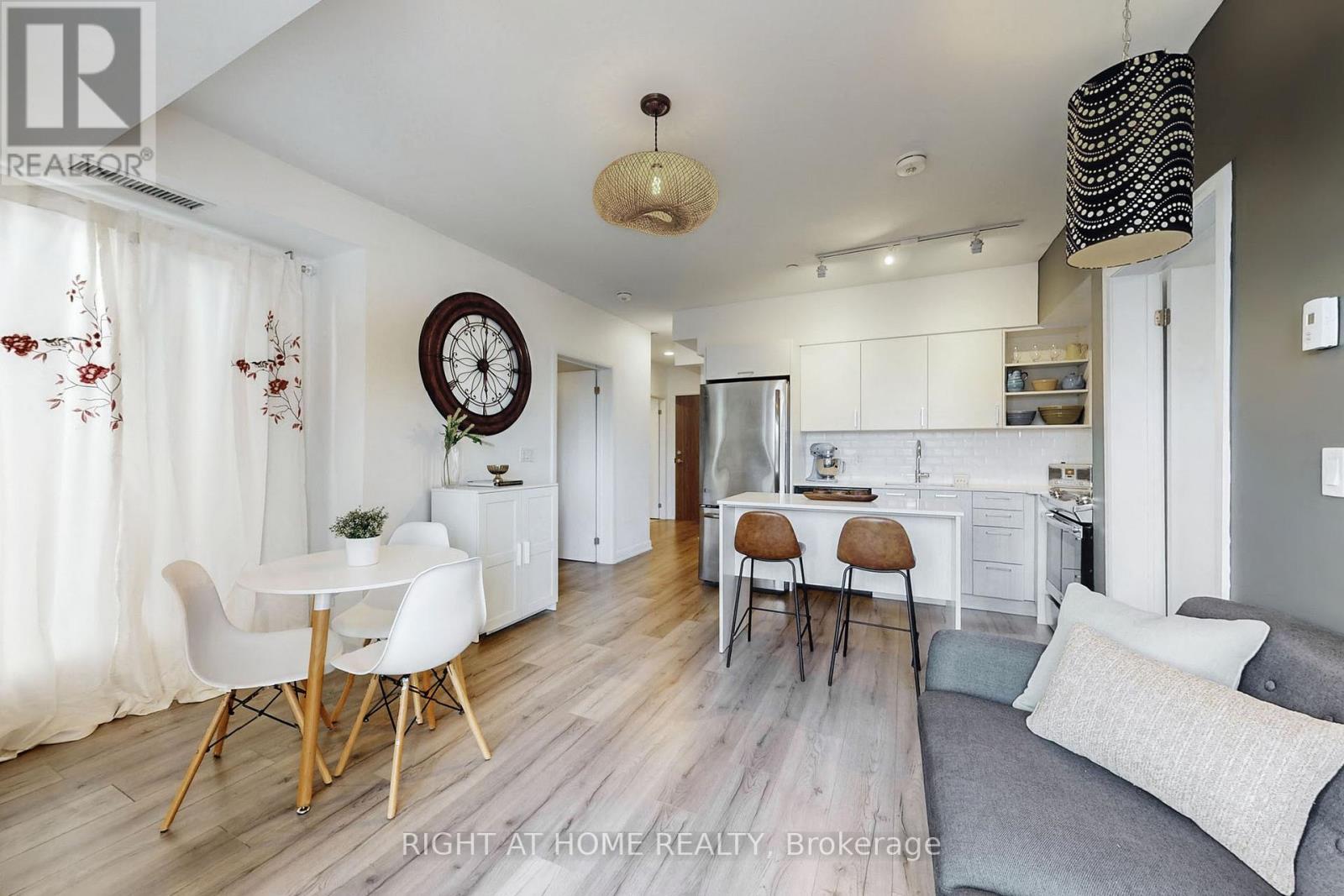 202 - 385 Osler Street, Toronto, Ontario  M6N 2Z4 - Photo 2 - W12395947