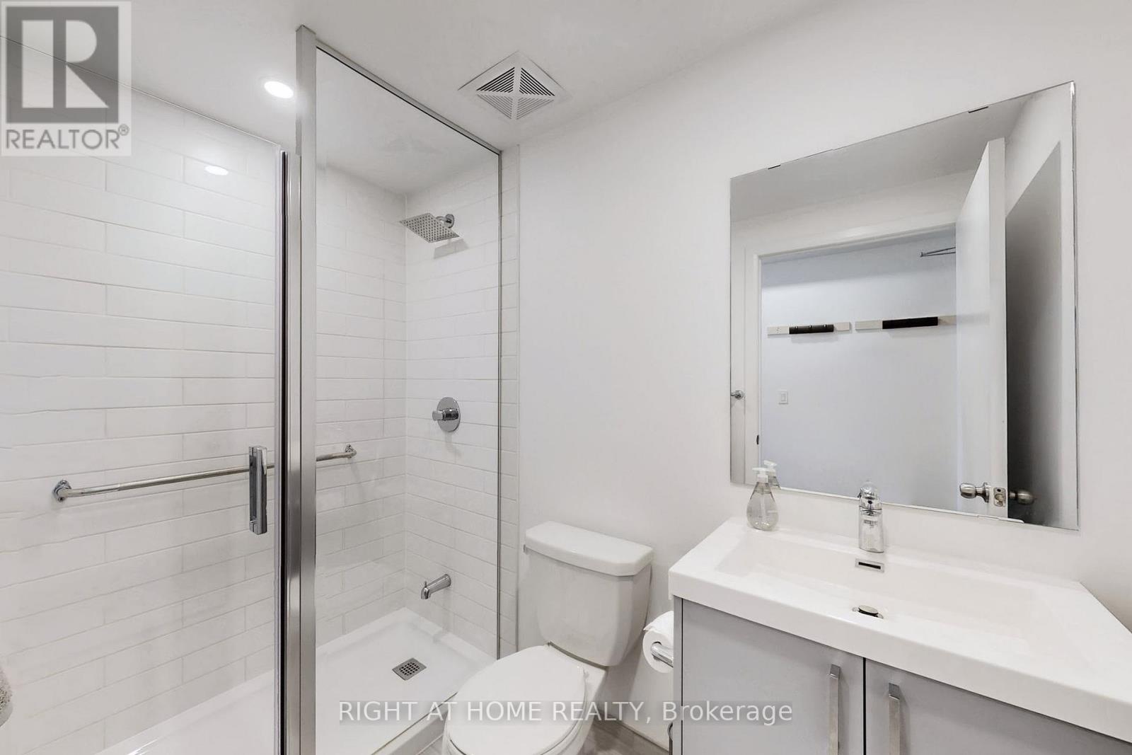 202 - 385 Osler Street, Toronto, Ontario  M6N 2Z4 - Photo 20 - W12395947