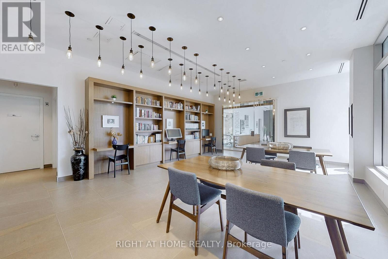 202 - 385 Osler Street, Toronto, Ontario  M6N 2Z4 - Photo 31 - W12395947