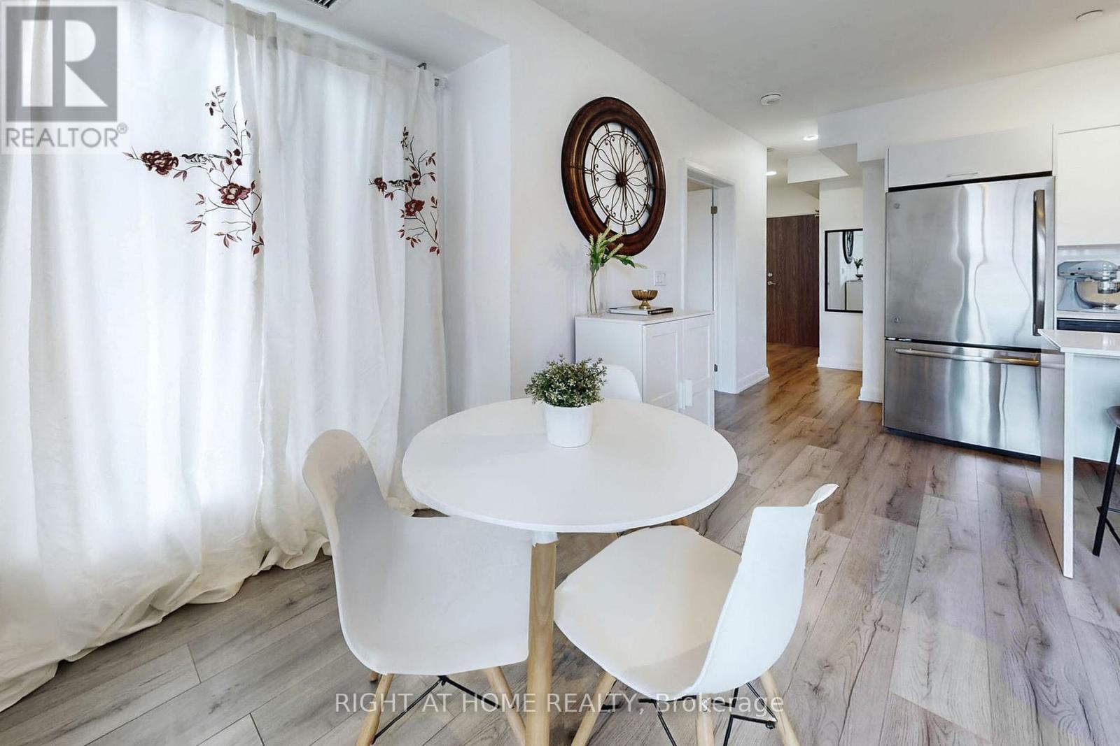 202 - 385 Osler Street, Toronto, Ontario  M6N 2Z4 - Photo 5 - W12395947