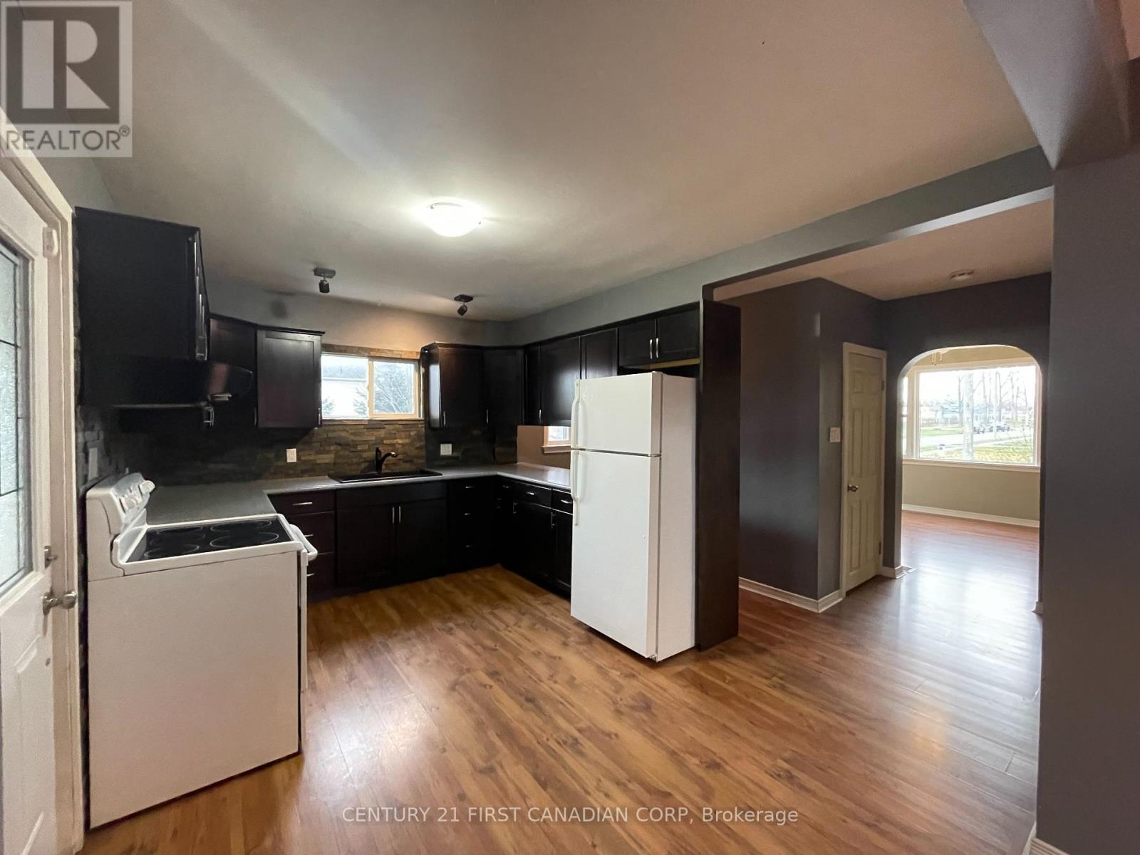 64 Edward Street, St. Thomas, Ontario  N5P 1Y6 - Photo 15 - X12530368