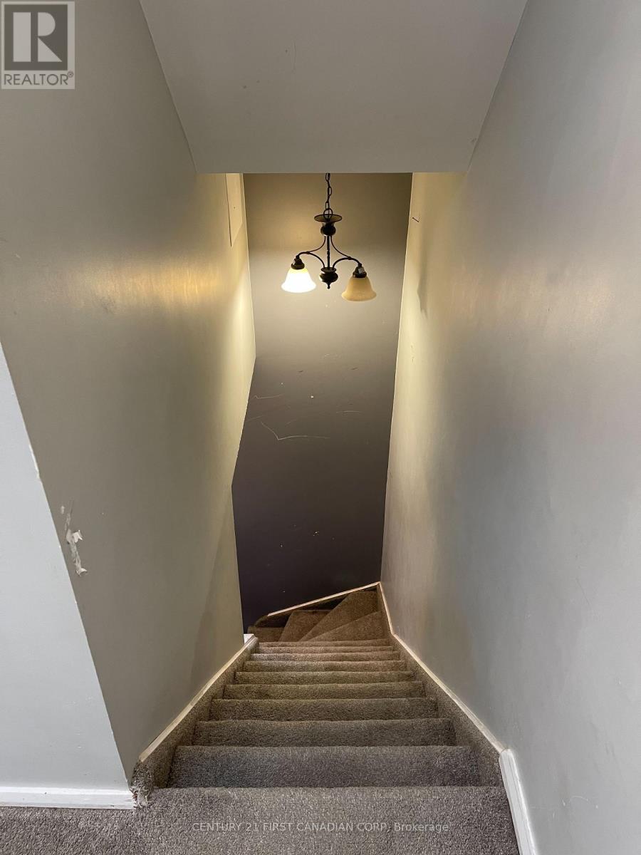 64 Edward Street, St. Thomas, Ontario  N5P 1Y6 - Photo 24 - X12530368