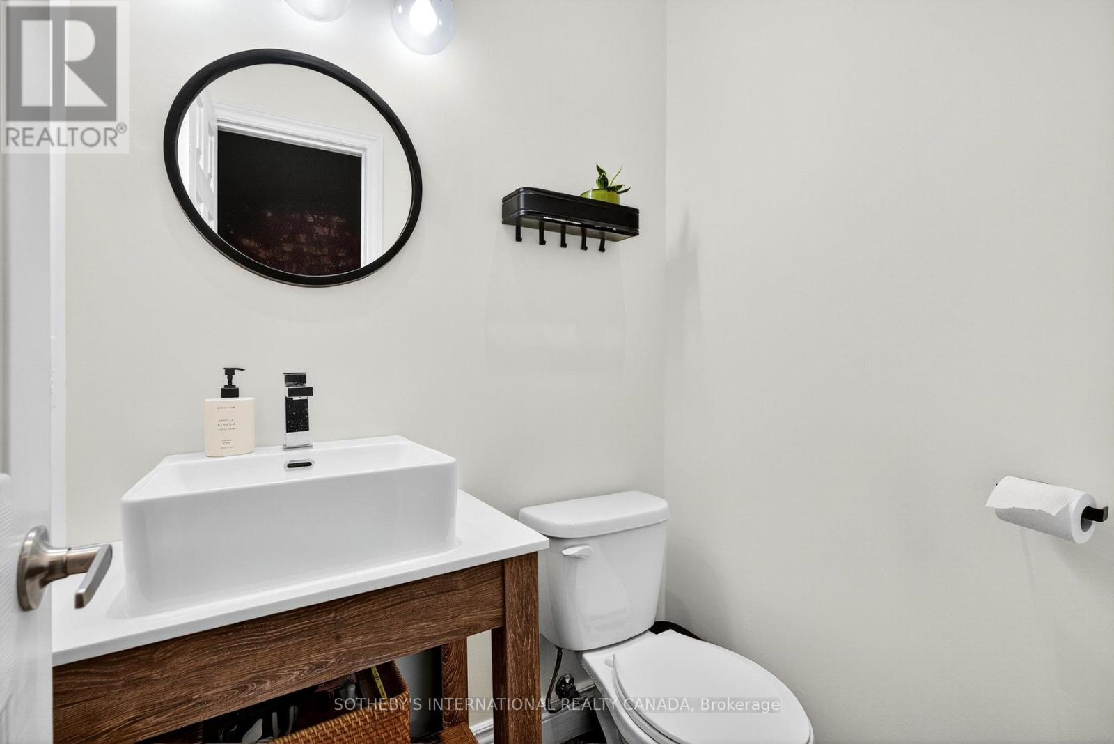 36 Ashley Street, Hamilton, Ontario  L8L 5S6 - Photo 11 - X12530272