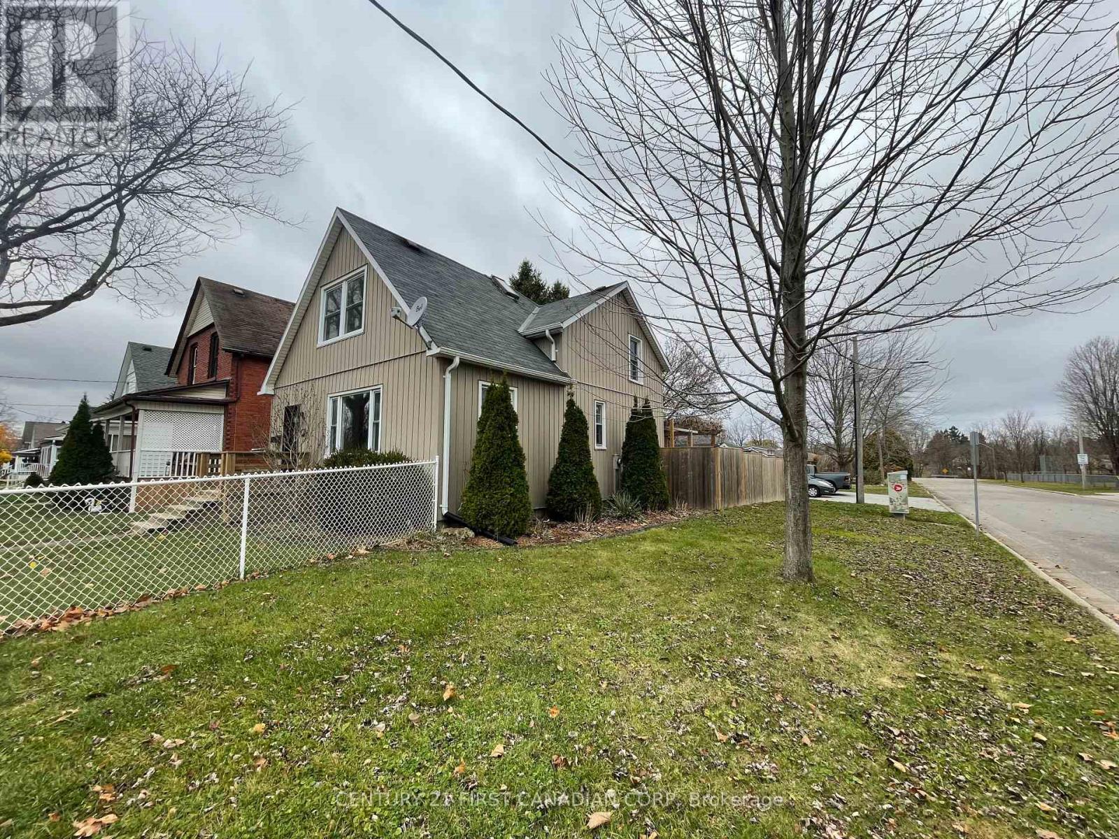 64 Edward Street, St. Thomas, Ontario  N5P 1Y6 - Photo 39 - X12530368