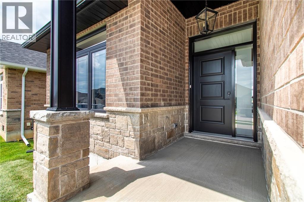 82 Duchess Drive, Delhi, Ontario  N4B 0B3 - Photo 3 - 40786261