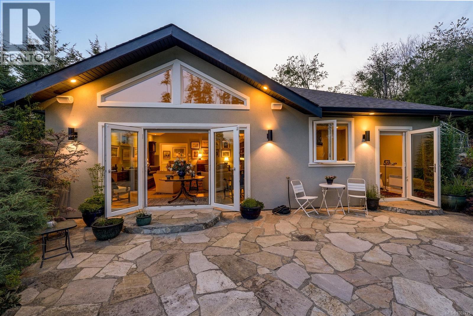 11333 Chalet Rd, North Saanich, British Columbia  V8L 5L9 - Photo 28 - 1002775