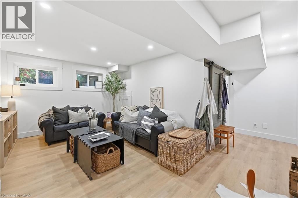 2373 Cayuga Court, Burlington, Ontario  L7P 3L5 - Photo 32 - 40782495