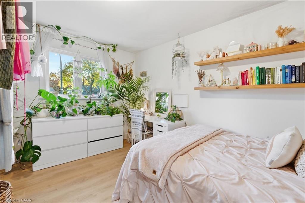 2373 Cayuga Court, Burlington, Ontario  L7P 3L5 - Photo 23 - 40782495