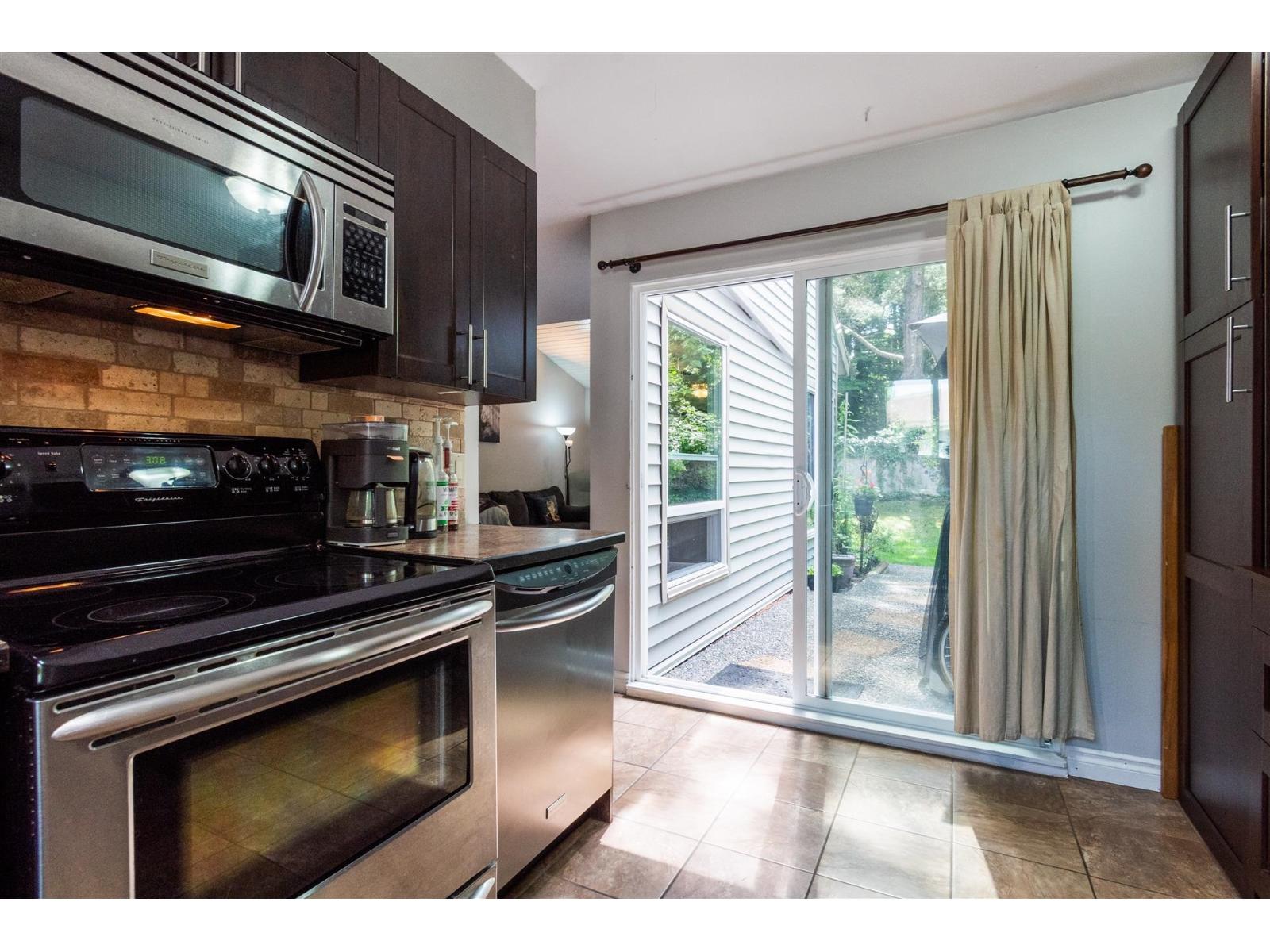 6217 E Greenside Drive, Surrey, British Columbia  V3S 5M8 - Photo 7 - R3060632