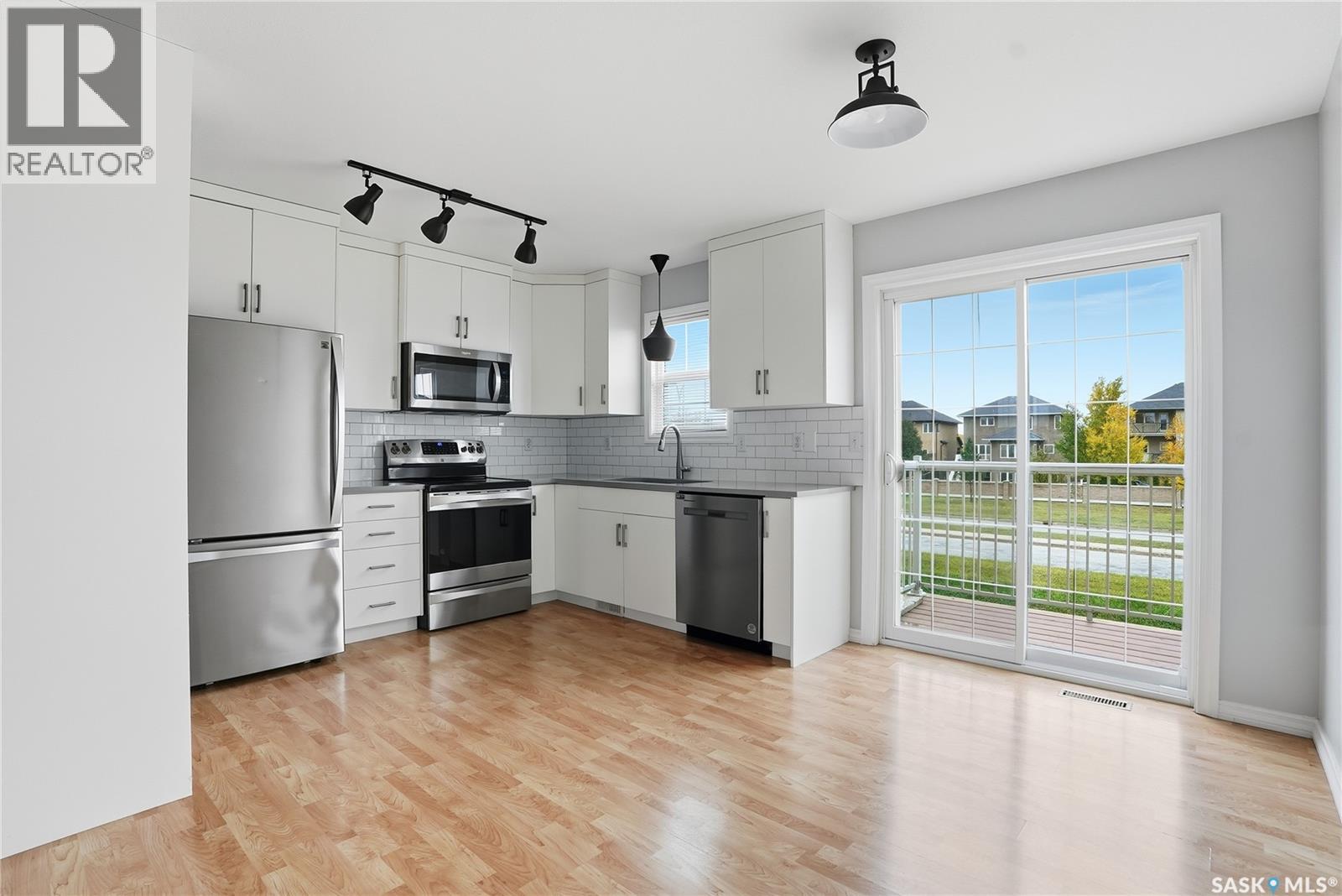 35 118 Pawlychenko Lane, Saskatoon, Saskatchewan  S7V 1J9 - Photo 2 - SK023794