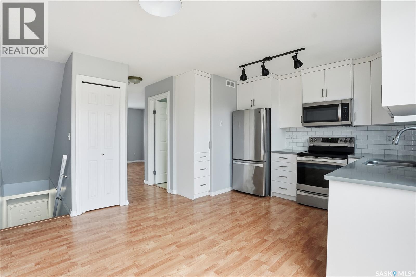 35 118 Pawlychenko Lane, Saskatoon, Saskatchewan  S7V 1J9 - Photo 3 - SK023794