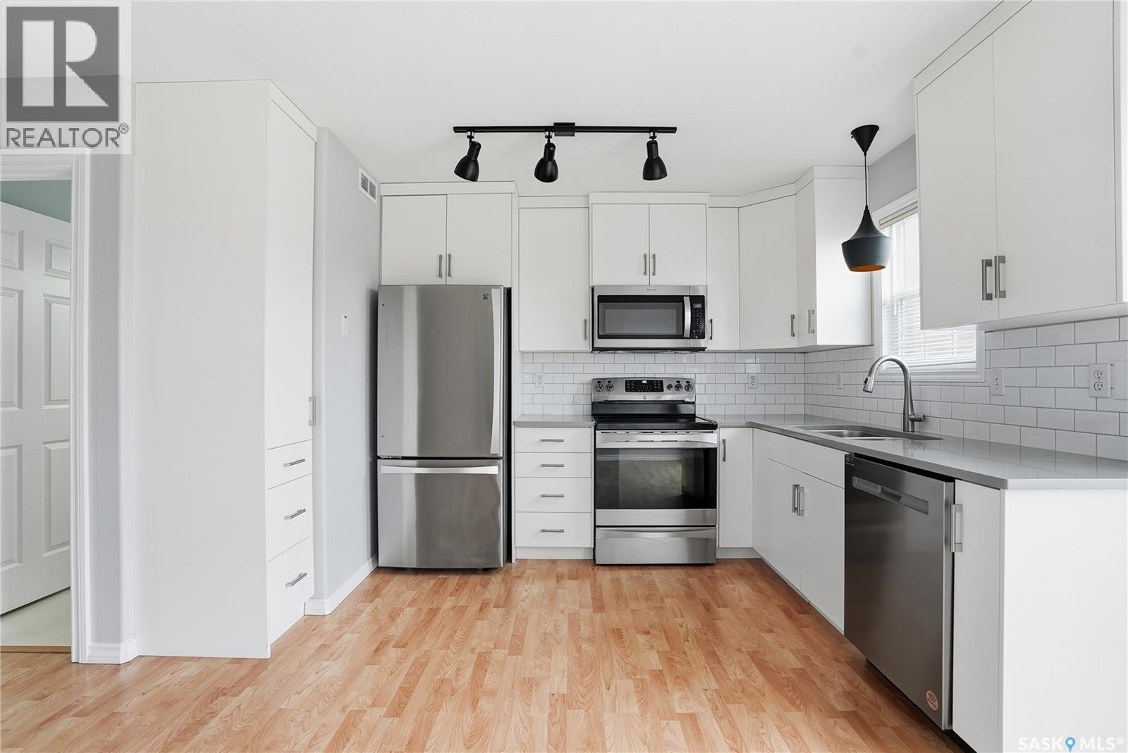 35 118 Pawlychenko Lane, Saskatoon, Saskatchewan  S7V 1J9 - Photo 4 - SK023794