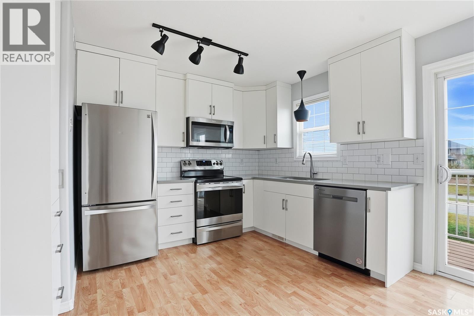 35 118 Pawlychenko Lane, Saskatoon, Saskatchewan  S7V 1J9 - Photo 5 - SK023794