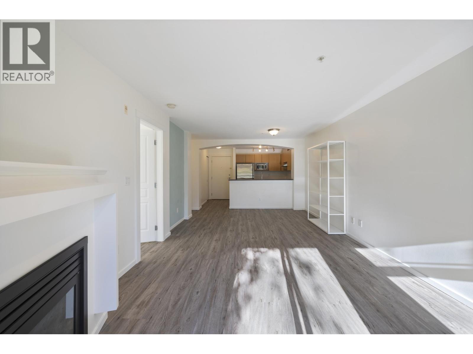 310 9339 University Crescent, Burnaby, British Columbia V5A 4Y1 - Photo 13 - R3056395