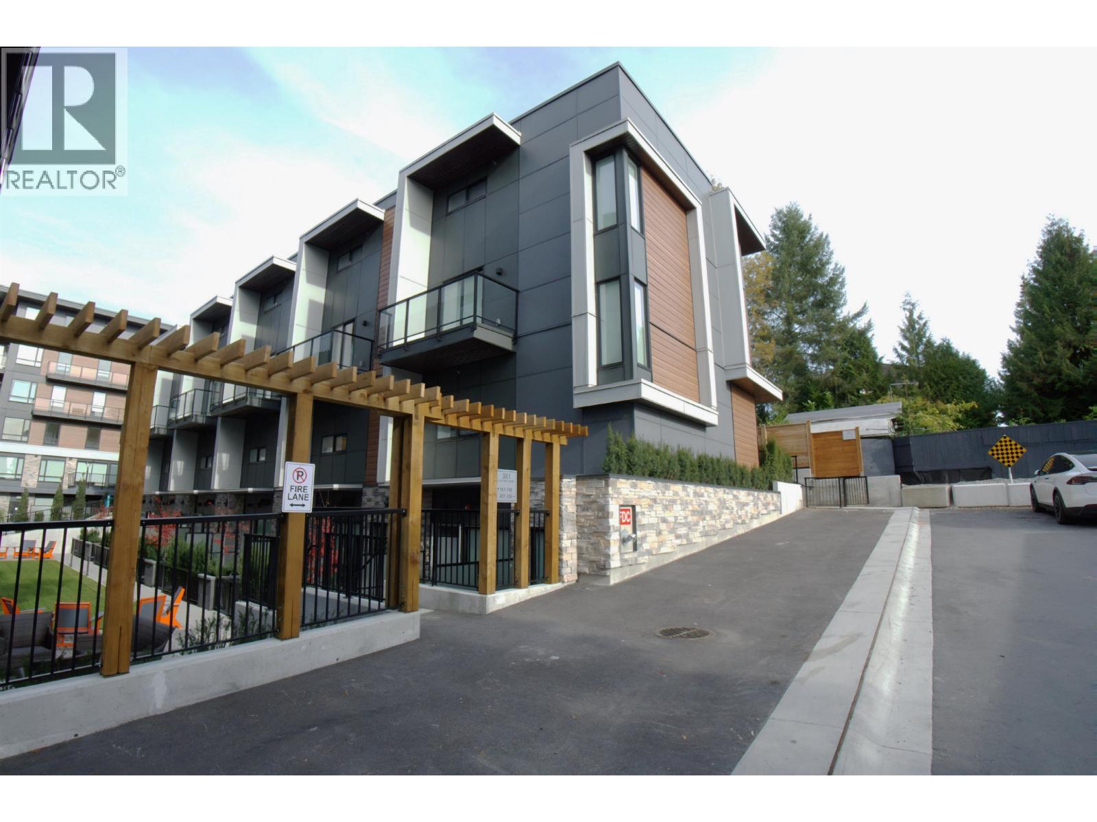 202 381 Clayton Street, Coquitlam, British Columbia  V3K 0J8 - Photo 1 - R3066204