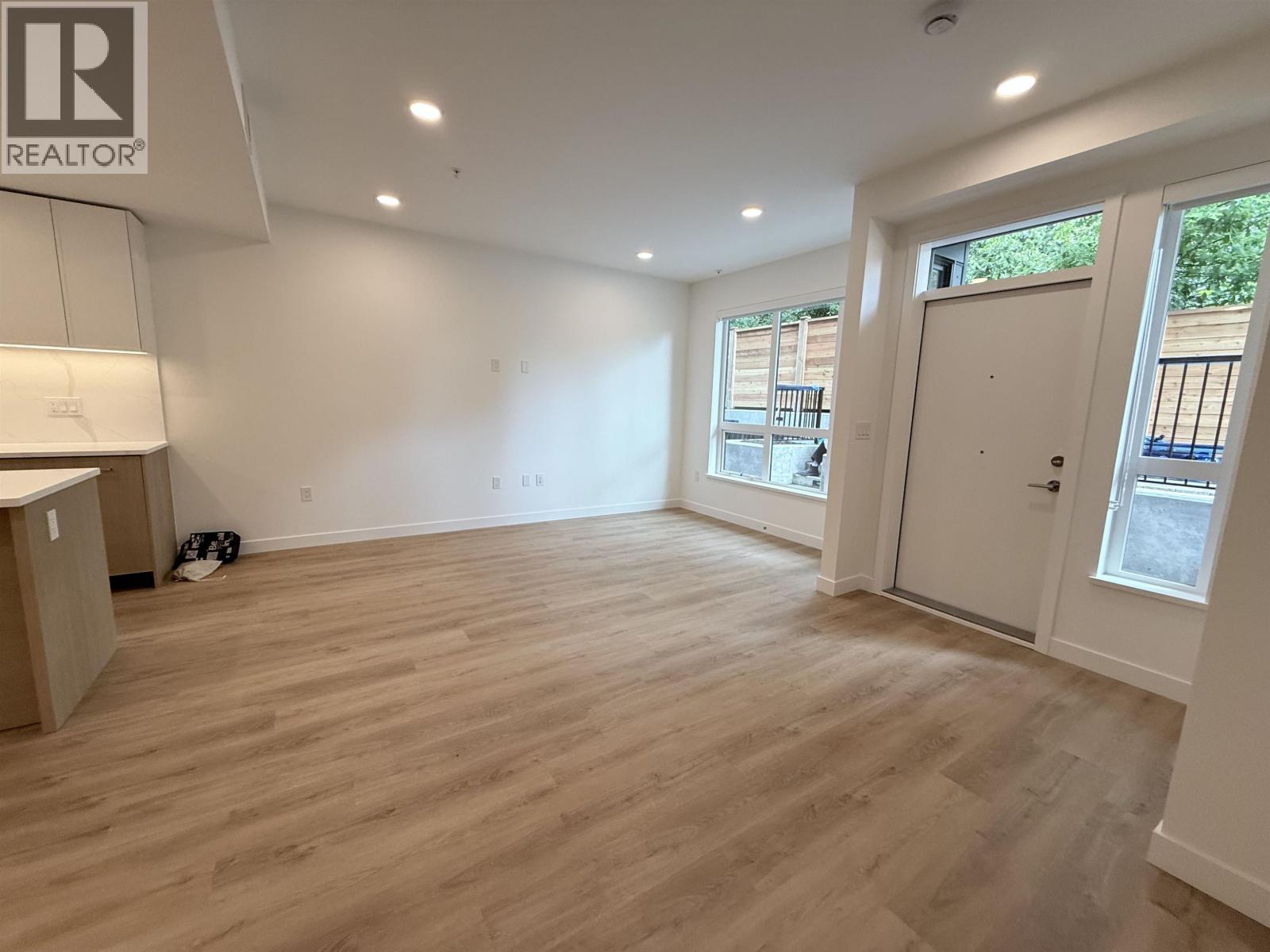 202 381 Clayton Street, Coquitlam, British Columbia  V3K 0J8 - Photo 7 - R3066204