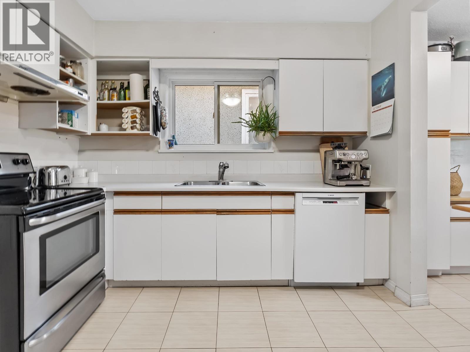 4833 Henry Street, Vancouver, British Columbia  V5V 4Z2 - Photo 17 - R3063477