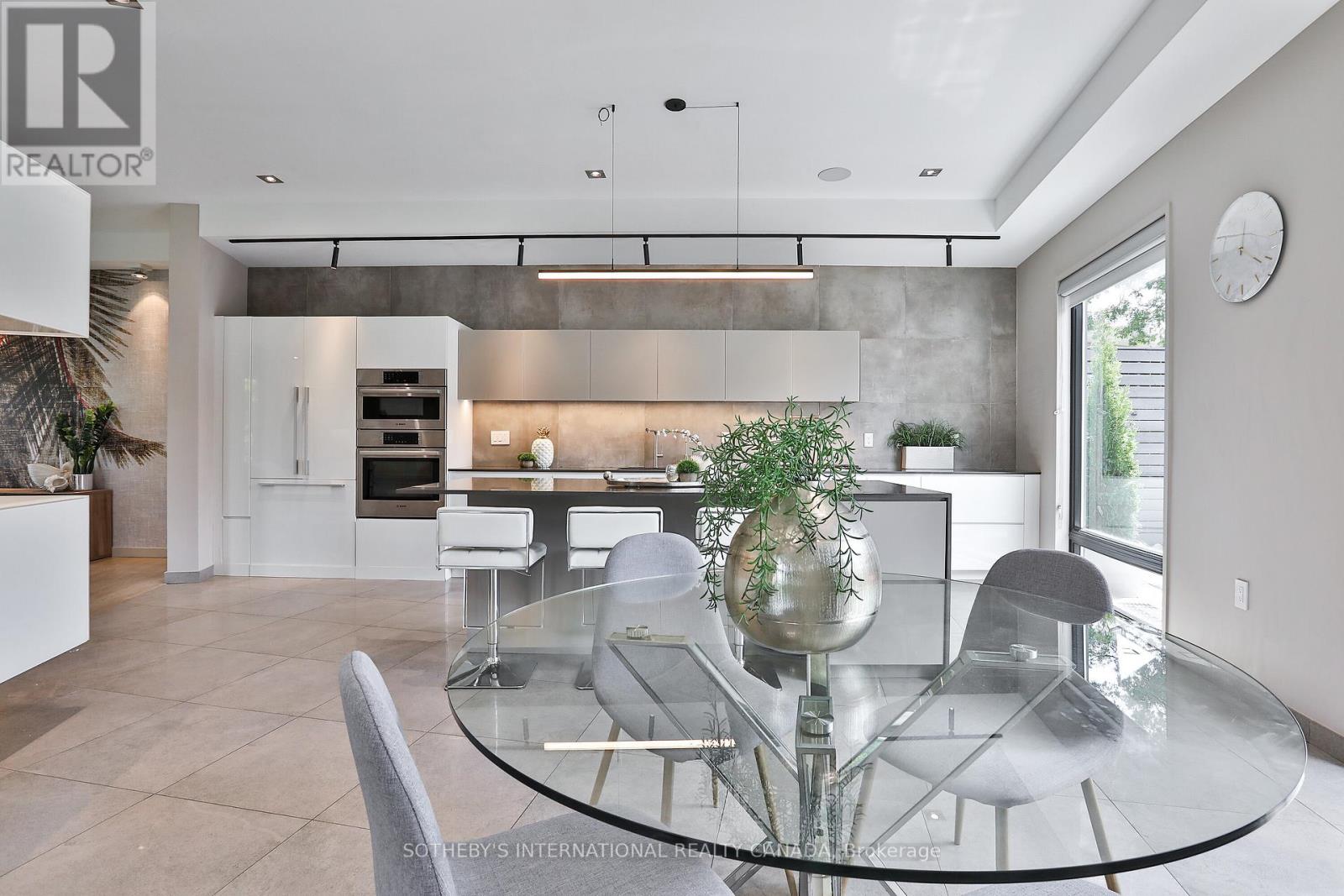 31 Overton Crescent, Toronto, Ontario  M3B 2V4 - Photo 11 - C12530572