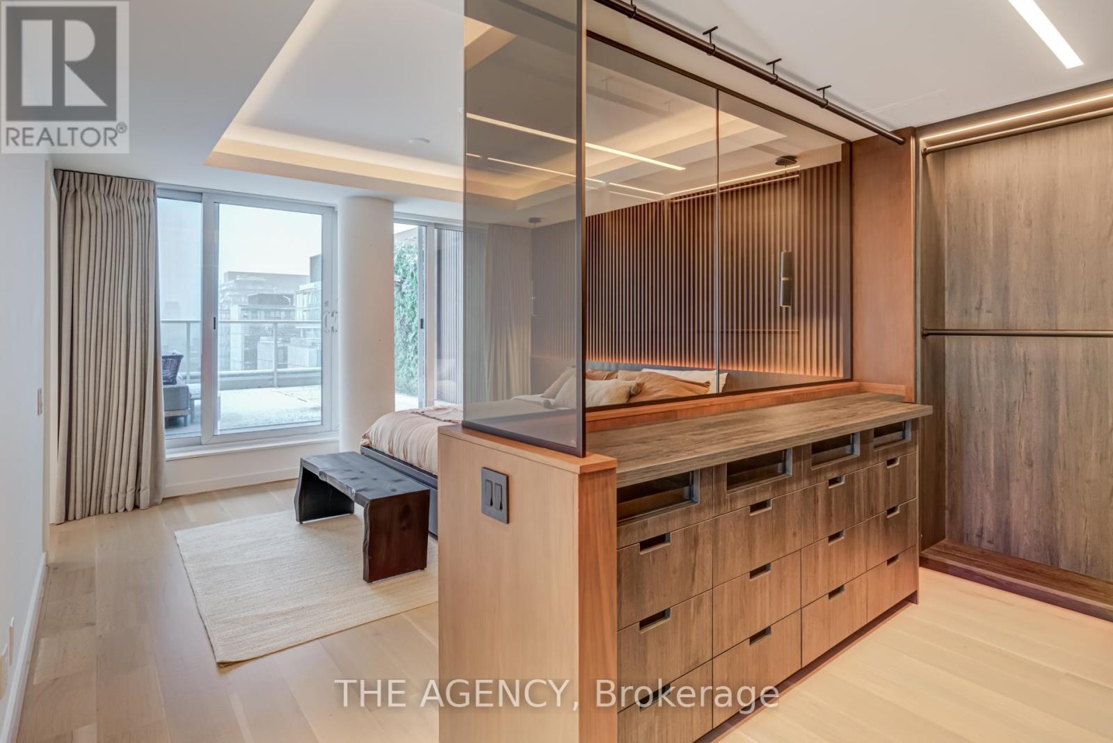 Ph1105 - 75 Portland Street, Toronto, Ontario M5V 2M9 - Photo 11 - C12530604