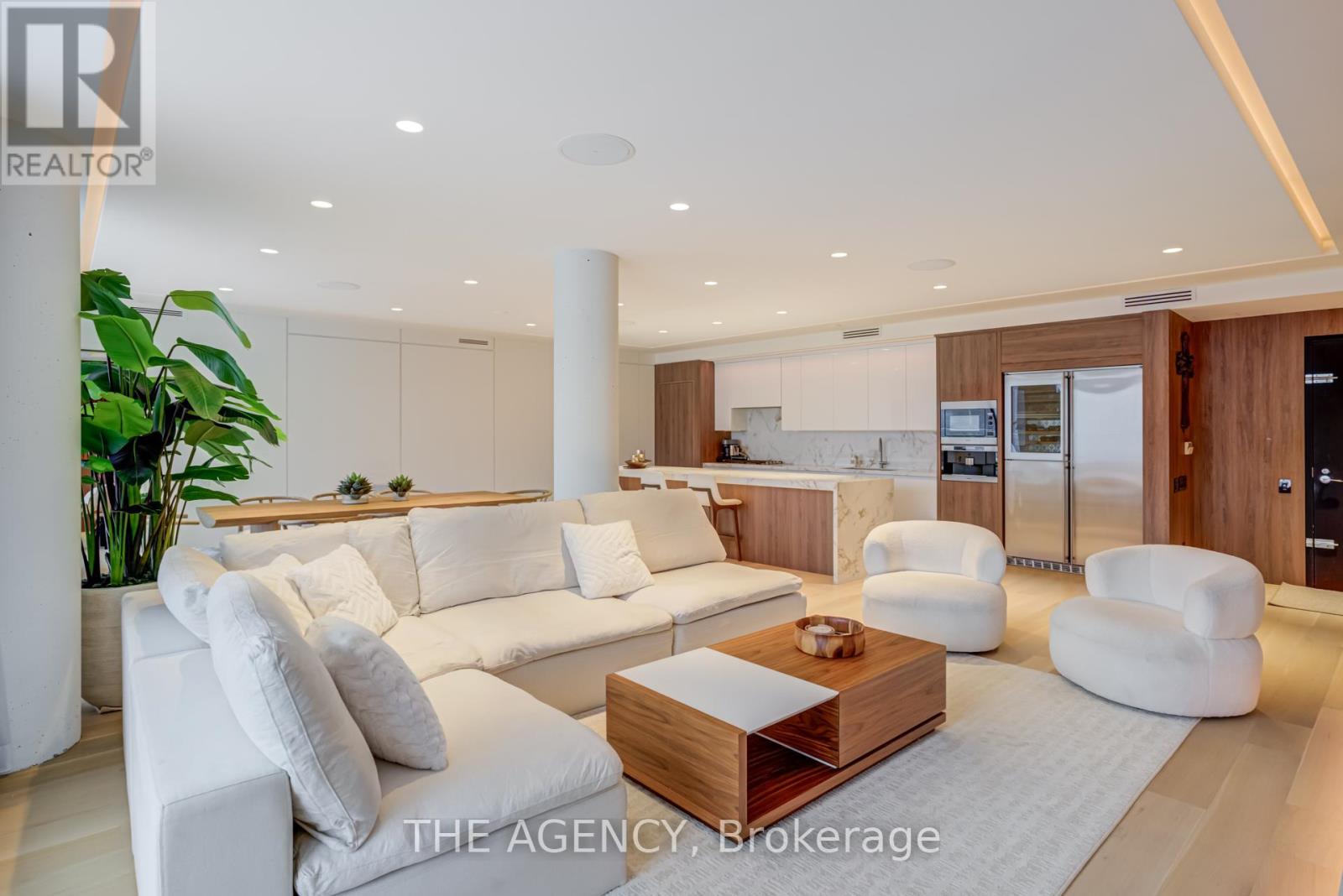 Ph1105 - 75 Portland Street, Toronto, Ontario M5V 2M9 - Photo 3 - C12530604