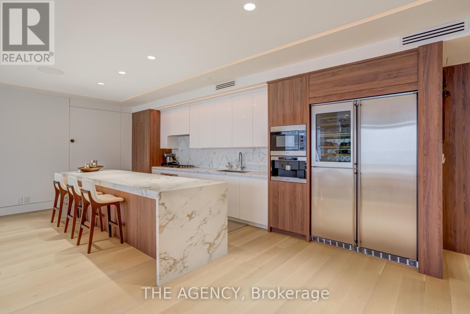 Ph1105 - 75 Portland Street, Toronto, Ontario M5V 2M9 - Photo 6 - C12530604