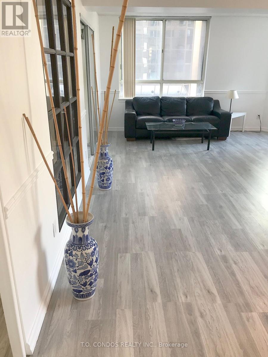 511 - 633 Bay Street, Toronto, Ontario  M5G 2G4 - Photo 5 - C12530716