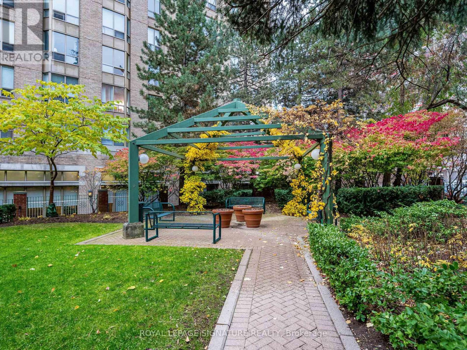 221 - 95 Prince Arthur Avenue, Toronto, Ontario  M5R 3P6 - Photo 47 - C12530730